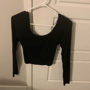 Cropped backless shirt